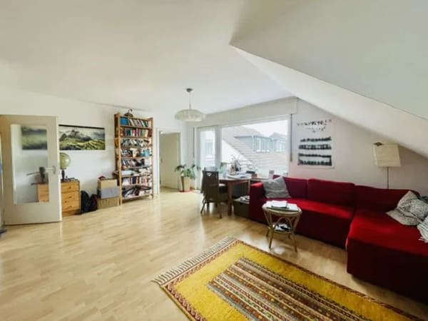 Immobilie in Gütersloh - Gut aufgeteilte DG-ETW mit sonnigem Balkon 33332 Gütersloh-Kattenstroth - Bild 0
