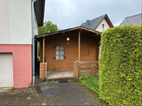 Immobilie in Betzdorf - Gemütliches Zuhause in ruhiger Wohngegend mit Terrasse und Gartenhaus - Bild 4