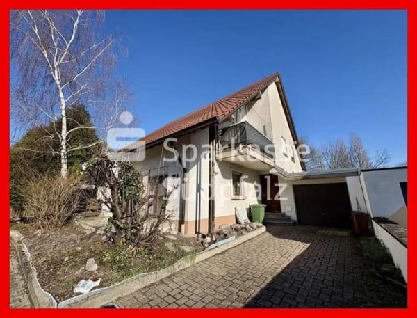 Immobilie in Hagenbach - Große vermietete Doppelhaushälfte mit Ausbaureserve & Garten - Bild 0