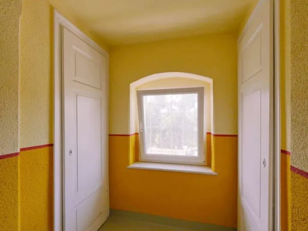 Immobilie in Freital - Balkon - Laminat - Kamin - Wanne/Dusche - Gäste-WC - 2 Stellplätze - 4 Zimmer Wohnung Freital kaufen - Bild 4