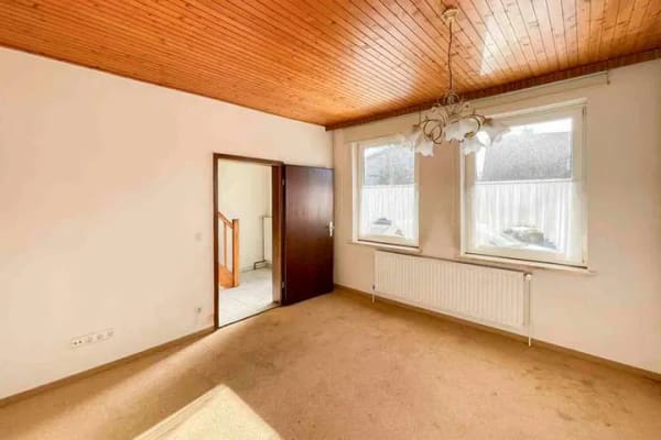 Immobilie in Ratzeburg - Bezahlbares Eigenheim in Ratzeburg – 4 Zimmer, Garten & viel Potenzial - Bild 1