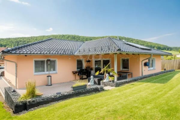 Immobilie in Grabfeld - Bungalow in Jüchsen (Grabfeld) - Bild 1