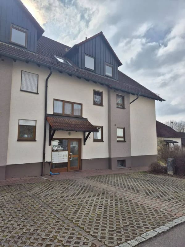 Immobilie in Blaufelden - Charmante 3-Zimmer-Wohnung mit Terrasse in ruhiger Lage von Blaufelden - Bild 0