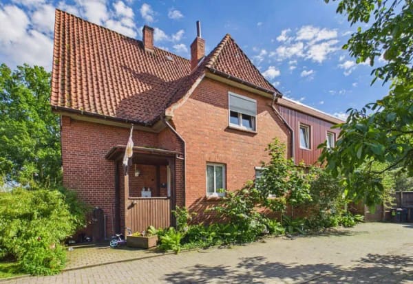 Immobilie in Eystrup - Zweifamilienhaus mit Potenzial in zentraler Lage - Bild 0