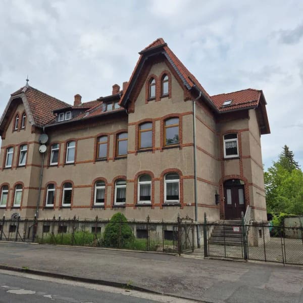 Immobilie in Nordstemmen - Mehrfamilienhaus mit 3 Wohneinheiten in zentraler Lage von Nordstemmen - Bild 1