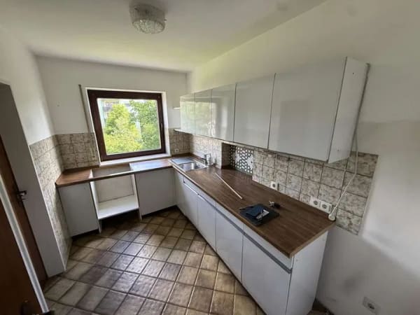 Immobilie in Gilching - Schöne 4-Zimmer Wohnung in attraktiver Lage in Gilching mit Blick ins Grüne - Bild 4