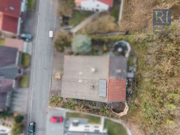 Immobilie in Külsheim - Großzügige Doppelhaushälfte mit schönem Weitblick - Bild 2