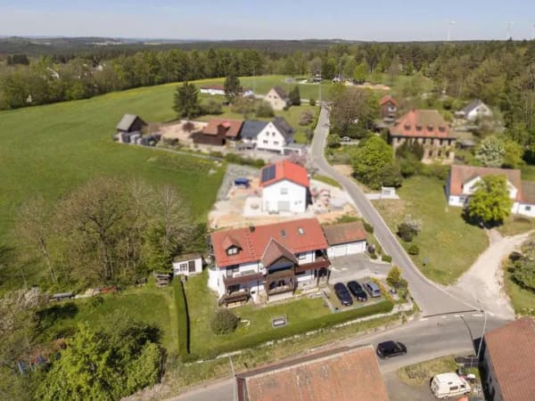 Immobilie in Creußen - Wo Franken am schönsten ist!
Reizvoll für Naturliebhaber und Pendler - Bild 0
