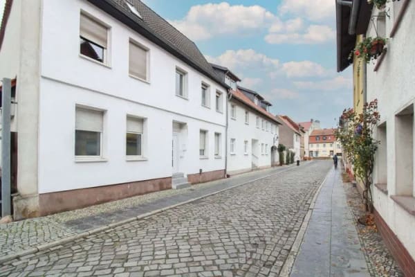 Immobilie in Haldensleben - Kapitalanlage: MFH mit 3 Einheiten und Wertsteigerungspotenzial in Altstadt - Bild 0