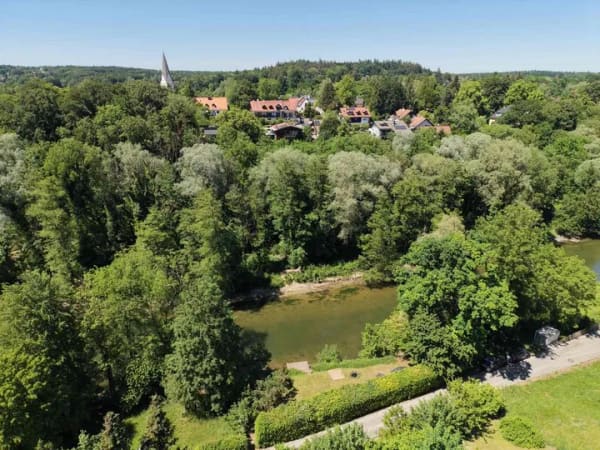 Immobilie in Grafrath - Einzigartiges Anwesen mit privatem Flusszugang im idyllischen Ampertal - Bild 2