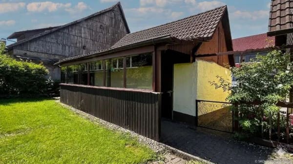 Immobilie in Waldbrunn - Waldbrunn: Raum für individuelles Wohnen mit Garten und großzügiger Nutzfläche! - Bild 2