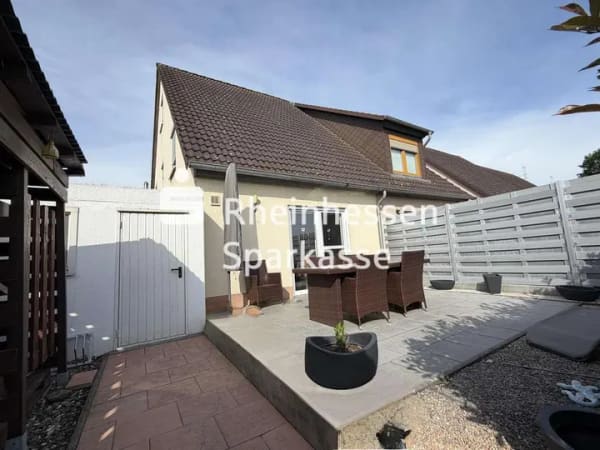 Immobilie in Framersheim - Doppelhaushälfte in Feldrandlage - Bild 0