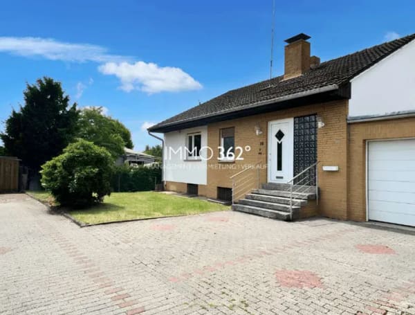 Immobilie in Niestetal - Einfamilienhaus mit Balkonterrasse, Garage und vielfältigen Gestaltungsmöglichkeiten *Provisionsfrei - Bild 0