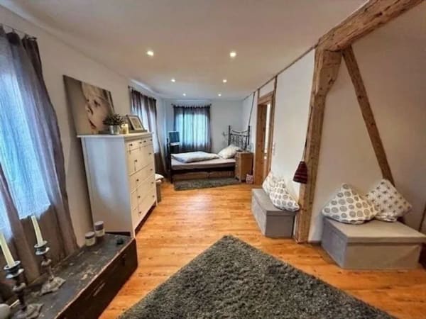 Immobilie in Elztal - Liebenswert lebenswert! Wunderschönes Einfamilienhaus mit Nebengebäude u. Grundstück in Elztal - Bild 4