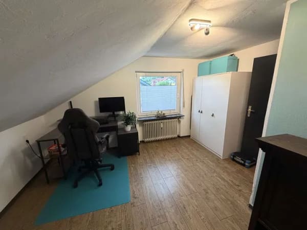 Immobilie in Hohberg - Mehrfamilienhaus in schöner Lage von Hohberg - attraktive Kapitalanlage mit Potenzial - Bild 3