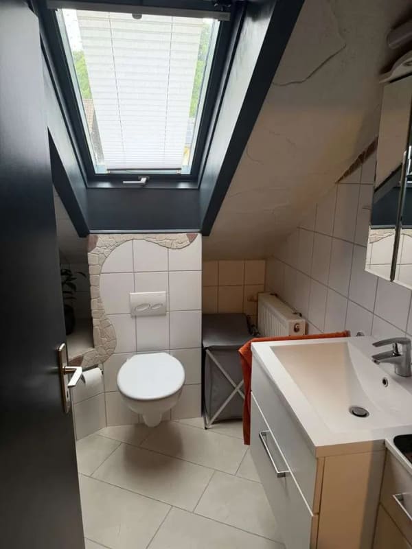 Immobilie in Hohberg - Mehrfamilienhaus in schöner Lage von Hohberg - attraktive Kapitalanlage mit Potenzial - Bild 4
