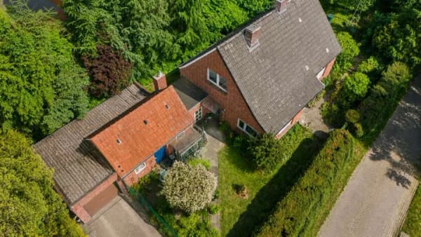 Immobilie in Südbrookmerland - Naturnahes Wohnen auf großem Grundstück – Sanierungsobjekt mit Charme - Bild 1