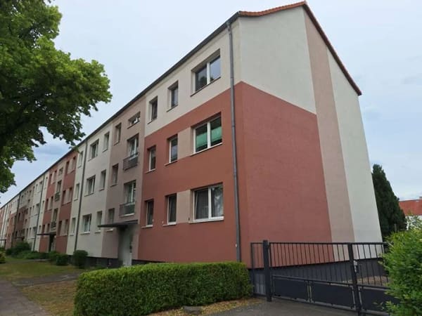 Immobilie in Perleberg - Drei-Raum-Wohnung (Eigentumskollektiv aus drei Wohnungen) in Perleberg - Bild 0