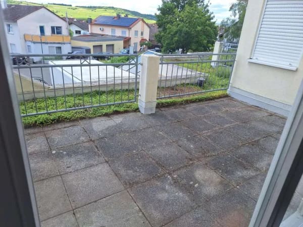 Immobilie in Schwabenheim an der Selz - Super freigestellte Kapitalanlage - 2 Zi.-Maisonette m. Balkon / TG-Stellplatz / rhg. Lage - Bild 2