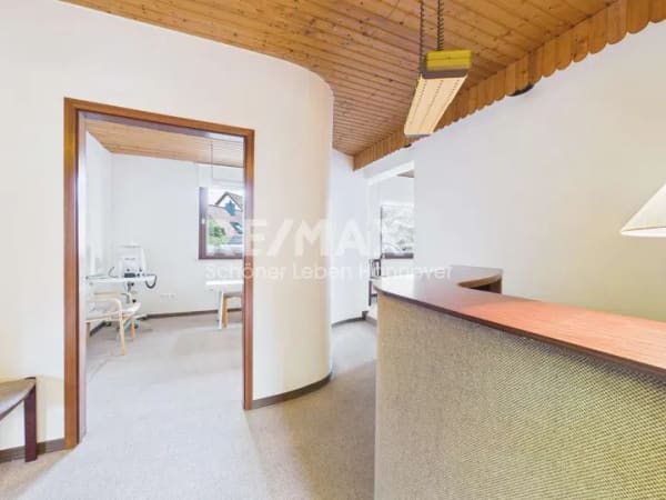 Immobilie in Apelern - Ehemalige Praxis mit Terrasse- vielseitig nutzbar im Zentrum von Rodenberg - Bild 3