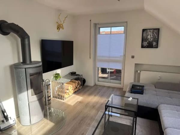 Immobilie in Untermeitingen - 5-Zimmer Maisonette-Wohnung mit Kamin, Garten und Garage in Untermeitingen - sofort bezugsfertig! - Bild 1