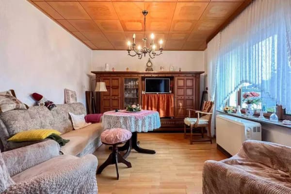 Immobilie in Sankt Augustin - Einfamilienhaus mit Potenzial in ruhiger Lage von Sankt Augustin-Buisdorf - Bild 2