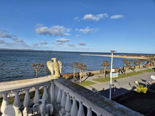 Immobilie in Laboe - Laboe, 1. Reihe, Strandlage, unverbaubarer Blick auf die Förde - Bild 2