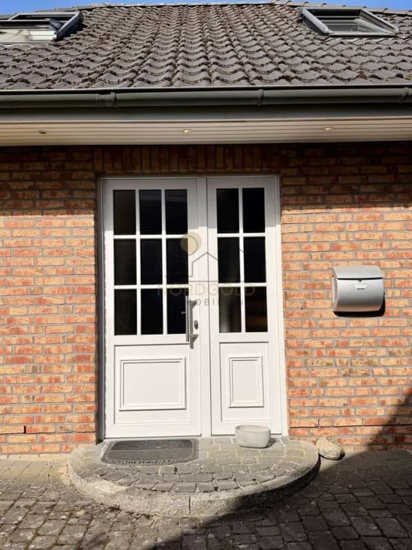 Immobilie in Bokholt-Hanredder - Familientraum mit eigenem Pool und Weitblick - Modernes Wohnen in ruhiger Lage - Bild 2