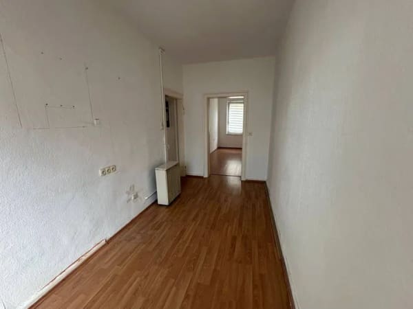 Immobilie in Nürnberg - Attraktive Kapitalanlage: Charmantes 2-Zimmer-Apartment mit Potenzial in Nürnberg - Provisionsfrei - Bild 4