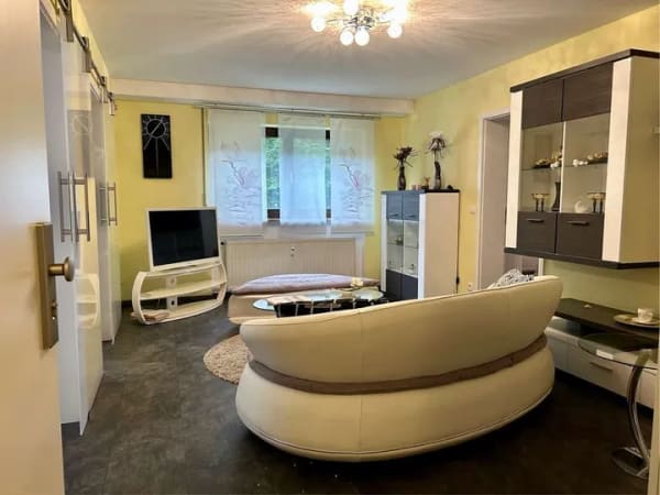 Immobilie in Hemhofen - Sofort einziehen oder vermieten...Möblierte 2-Zi.-UG-Wohnung in Hemhofen - Bild 2
