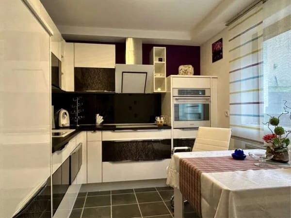 Immobilie in Hemhofen - Sofort einziehen oder vermieten...Möblierte 2-Zi.-UG-Wohnung in Hemhofen - Bild 3