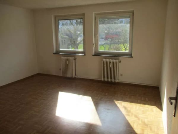 Immobilie in Aalen - Runig gelegenes Zweifamilien-Reihenmittelhaus in Aalen-Triumphstadt! - Bild 3