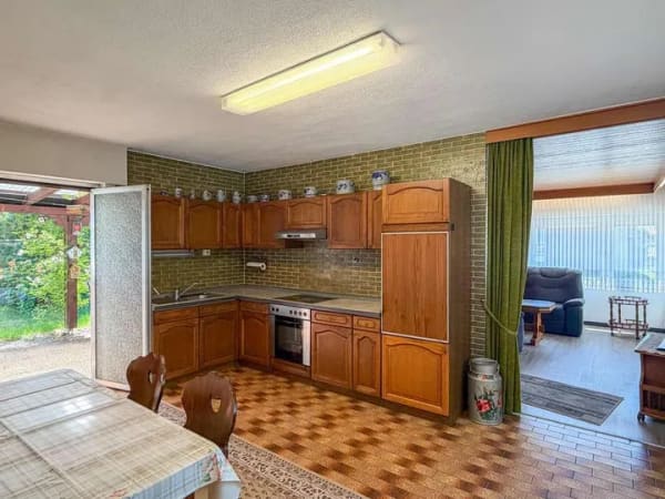 Immobilie in Kriegsfeld - Vielseitiger Bungalow in Ortsrandlage  - Bild 2