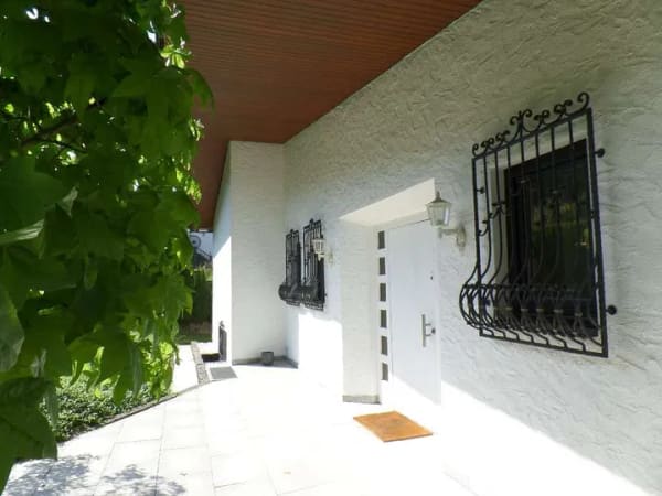 Immobilie in Waldems - Lichtdurchflutete Architektenvilla: Wohnen auf versetzten Ebenen mit Panoramablick - Bild 3