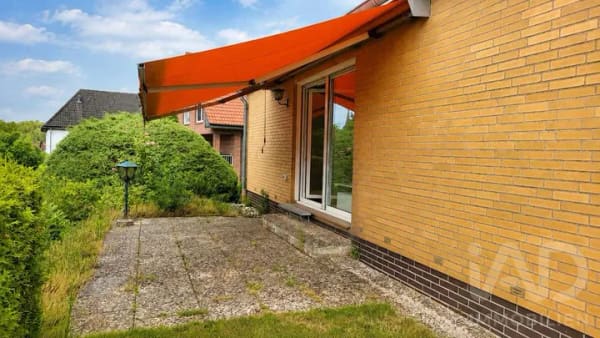 Immobilie in Lutter am Barenberge - Freistehender Bungalow mit Kamin und unverbaubarem Feldblick auf großzügigem Grundstück - Bild 1