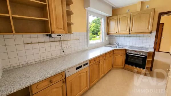 Immobilie in Lutter am Barenberge - Freistehender Bungalow mit Kamin und unverbaubarem Feldblick auf großzügigem Grundstück - Bild 3