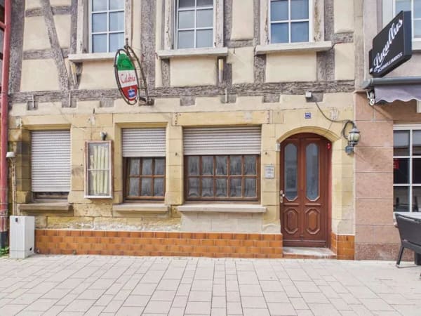 Immobilie in Bretten - 2 Häuser = 1 Preis: Wohnhaus und extra Wohnhaus mit Gastro im EG| Bretten - Bild 1