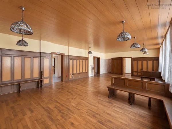 Immobilie in Fürth - Vielseitige Immobilie mit Entwicklungspotenzial – Umnutzung zu Wohnraum möglich - Bild 4
