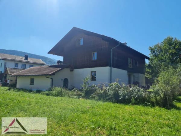 Immobilie in Bernau am Chiemsee - Modernisiertes MFH mit Bergblick - Chiemsee - voll vermietet - Bild 2
