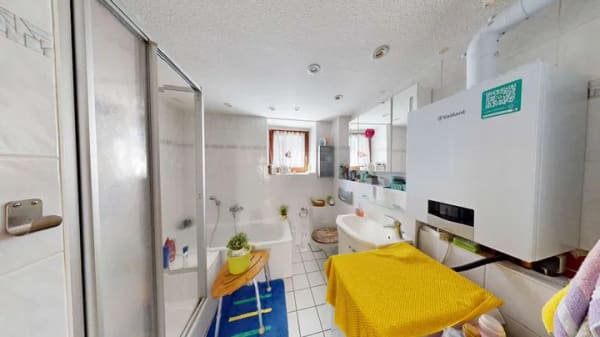 Immobilie in Halle (Saale) - *Perfekt für Familien: Haus in Halle mit 5 Zimmern nahe der Elster-Saale-Aue* - Bild 4