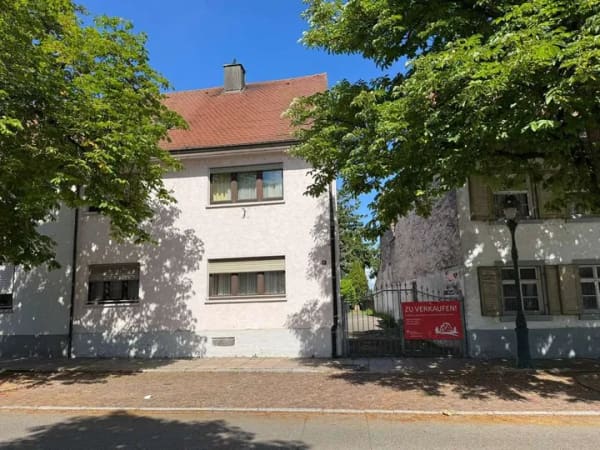 Immobilie in Neuenburg am Rhein - Wohnensemble mit zwei Häusern in zentraler Lage von Neuenburg - Bild 0