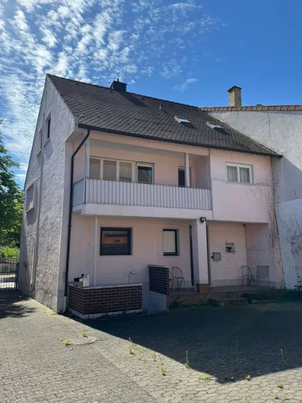 Immobilie in Neuenburg am Rhein - Wohnensemble mit zwei Häusern in zentraler Lage von Neuenburg - Bild 1