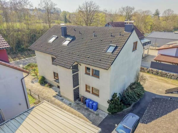 Immobilie in Goldbach - DIETZ: 3-Familienhaus mit 3 Balkonen, 2 Garagen, WEG - geteilt - 3-fach-Verglasung - Pelletsheizung - Bild 4