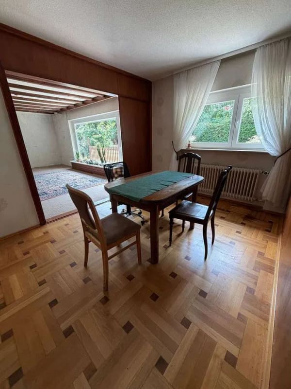 Immobilie in Billigheim - Zweifamilienhaus mit großem Garten und Potenzial - Bild 1
