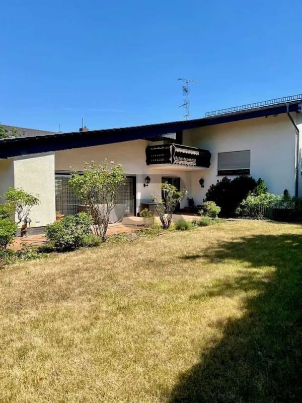 Immobilie in Büttelborn - Großzügiges Einfamilienhaus mit viel Platz für die ganze Familie - Bild 0