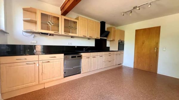 Immobilie in Dürbheim - MIT HANDWERKLICHEM GESCHICK ZU IHREM TRAUMHAUS
Charmantes Wohnhaus in Dürbheim mit Charakter - Bild 4