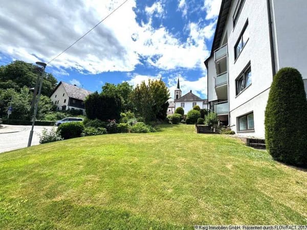 Immobilie in Dauchingen - Sonnige 5 Zimmerwohnung mit Balkon und Wintergarten - Bild 1