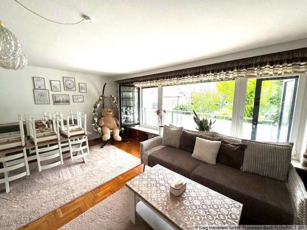 Immobilie in Dauchingen - Sonnige 5 Zimmerwohnung mit Balkon und Wintergarten - Bild 3