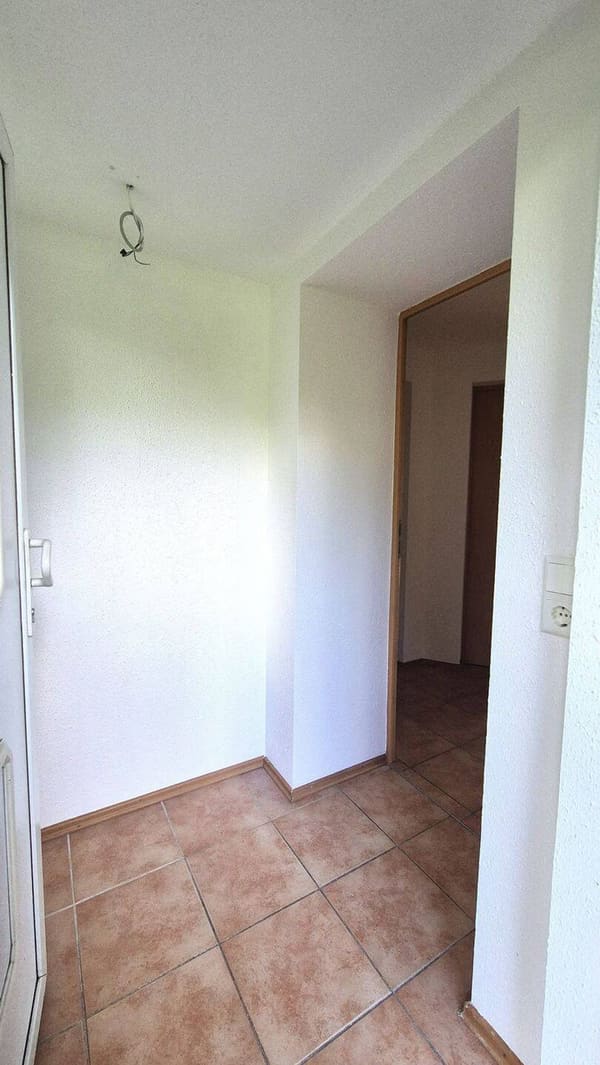 Immobilie in Nüsttal - 10 km von Hünfeld*bezahlbares EFH- energetisch saniert mit Wärmepumpe und Fußbodenheizung! - Bild 4