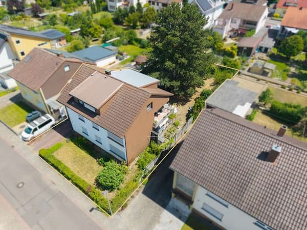 Immobilie in Waghäusel - Investieren oder selbst einziehen: Attraktives Dreifamilienhaus - Bild 2